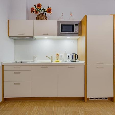 Deluxe Suite In Prime Location Прага Екстериор снимка