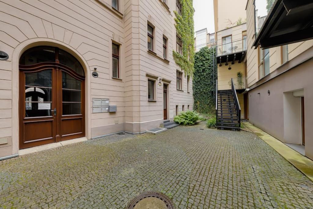 Deluxe Suite In Prime Location Прага Екстериор снимка